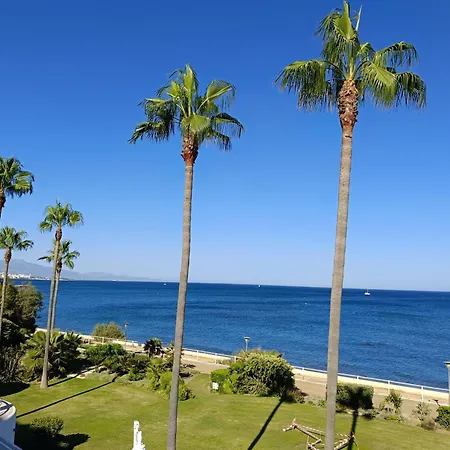 Seaside Vista Terrace: Panoramic Costa Del Sol Retreat