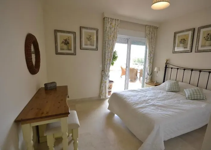 Stunning Unobstructed 180 Degree Sea View With 100 Square Meters Terrace - Costa Del Sol - Estepona- Long Term * 埃斯特波纳