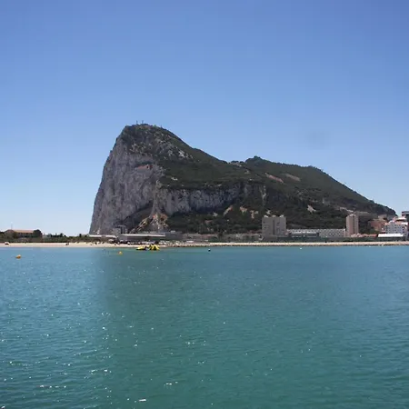 Seaside Vista Terrace: Panoramic Costa Del Sol Retreat Apartment Estepona