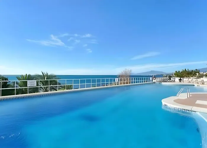 Stunning Unobstructed 180 Degree Sea View With 100 Square Meters Terrace - Costa Del Sol - Estepona- Long Term Appartement *